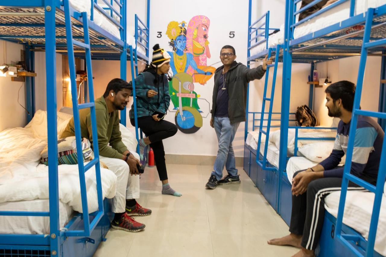 Live Free Hostel Varanasi Exterior photo